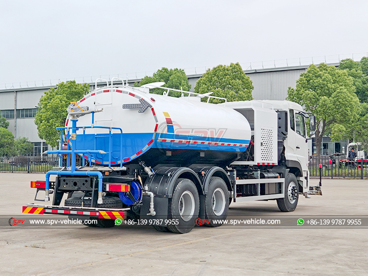 Street Jetting and Washing Truck - Rear Right Side